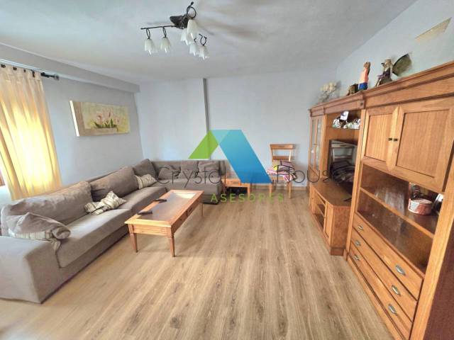 Piso en Venta en Los Guindos - Parque Mediterráneo - Santa Paula