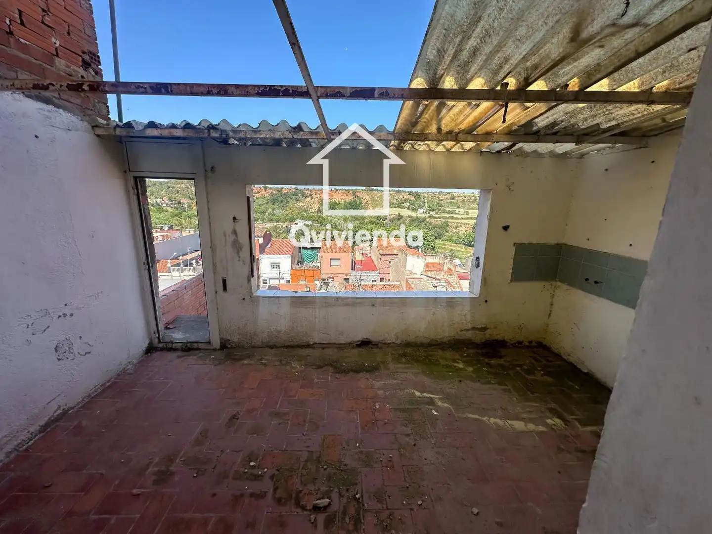Vista exterior de Casa adosada en venda en Sabadell