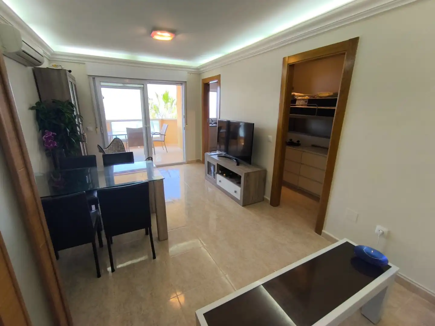 Apartament amb piscina en venda a Playa de las Gaviotas - El Pedrucho, imagen 3