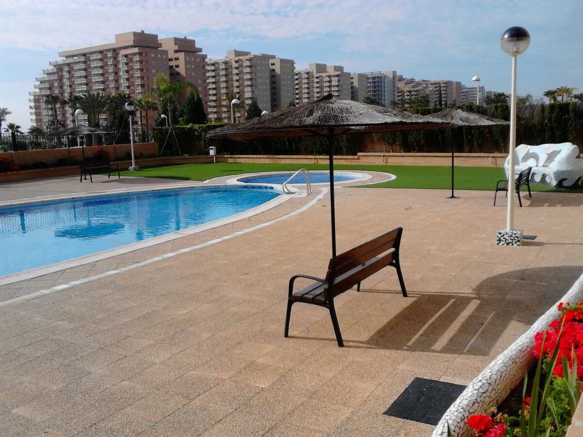 Piscina de Piso en venta en Oropesa del Mar / Orpesa con Aire acondicionado, Calefacción y Terraza