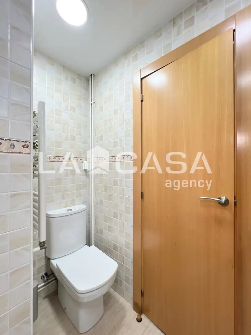 Piso en venta en Badalona con Calefacción y Balcón