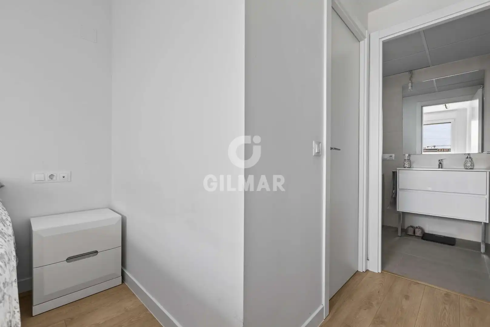 Bedroom of Flat for sale in Dos Hermanas  with Heating, Storage room and Swimming Pool