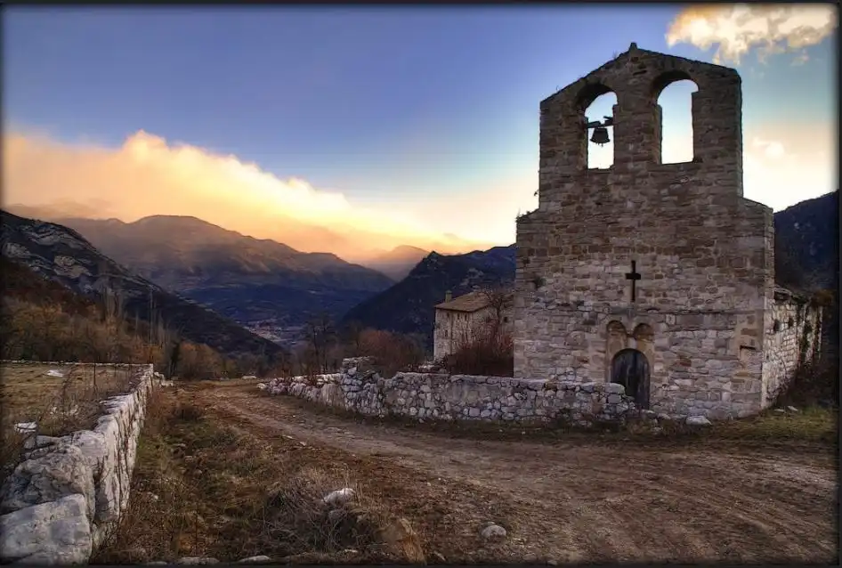 Vista exterior de Piso en venta en Guardiola de Berguedà con Calefacción y Internet