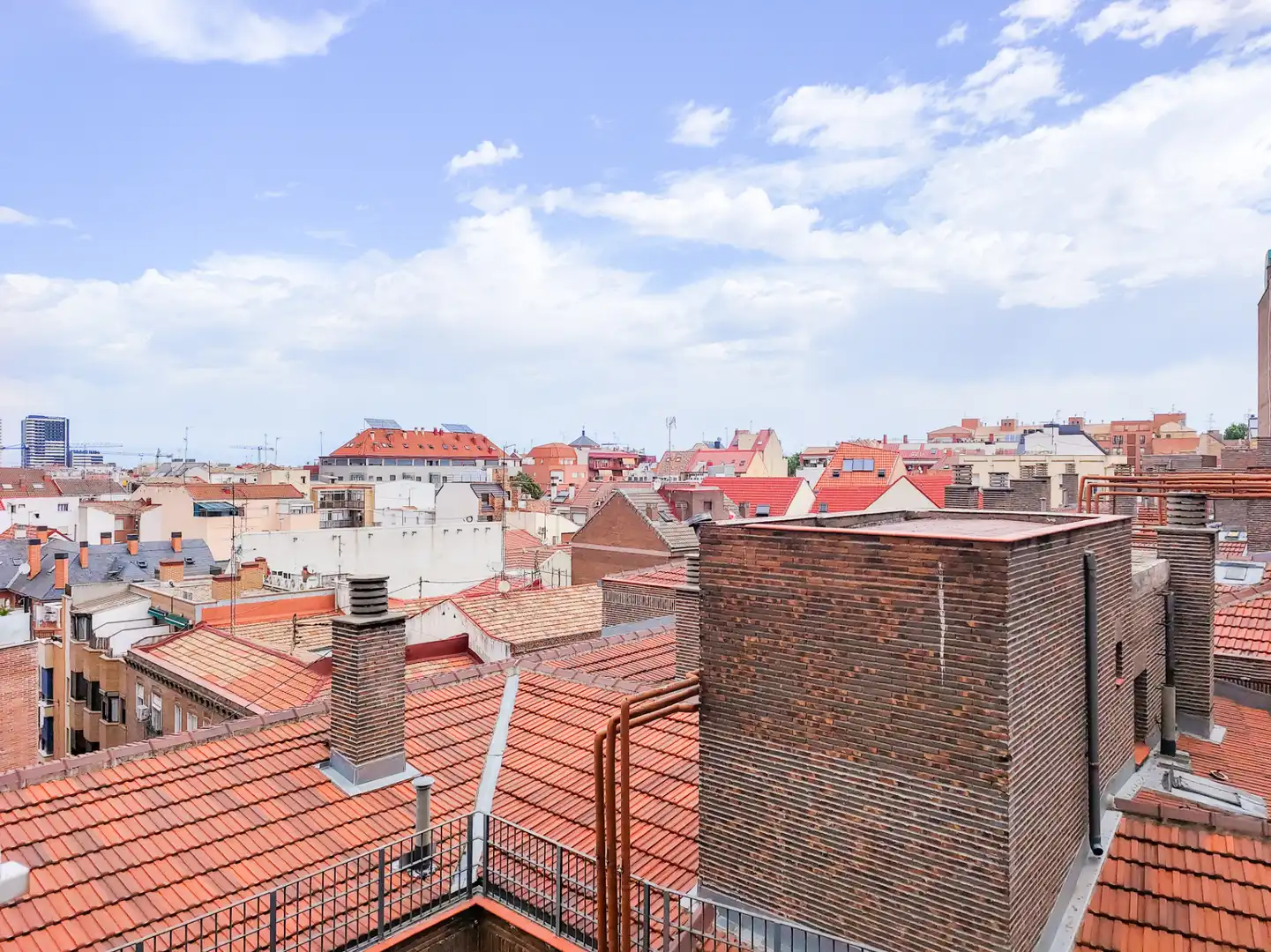 Terrassa de Pis en venda en Madrid amb Aire condicionat, Calefacció i Moblat