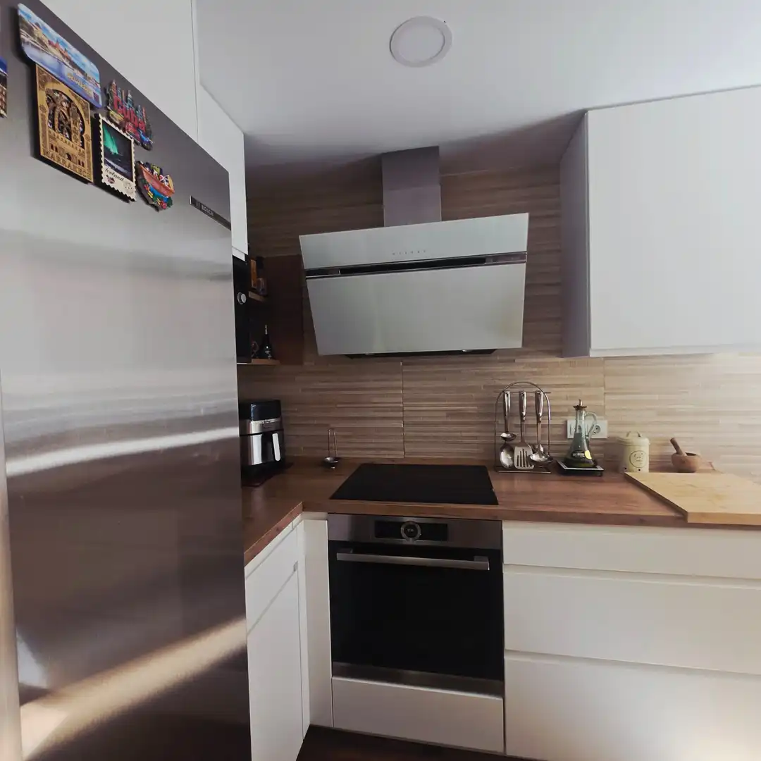 Küche von Wohnung zum Verkauf in Rincón de la Victoria mit Klimaanlage, Heizung und Terrasse