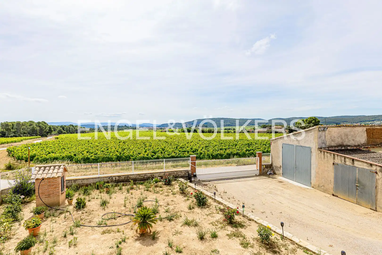 Casa amb terrassa en venda a Torrelles de Foix, imagen 11