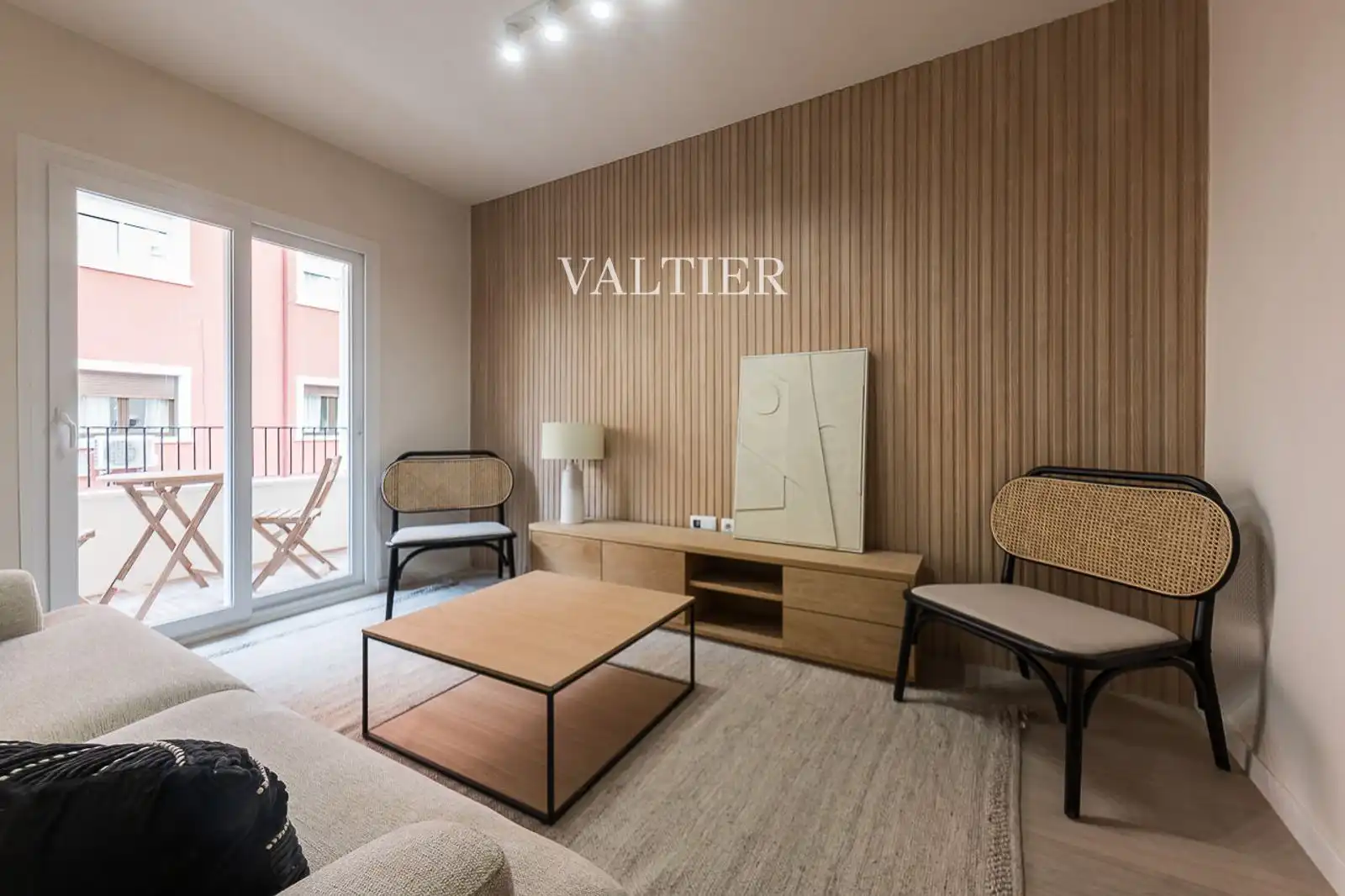 Wohnzimmer von Wohnung zur Miete in Madrid mit Klimaanlage, Terrasse und Möbliert