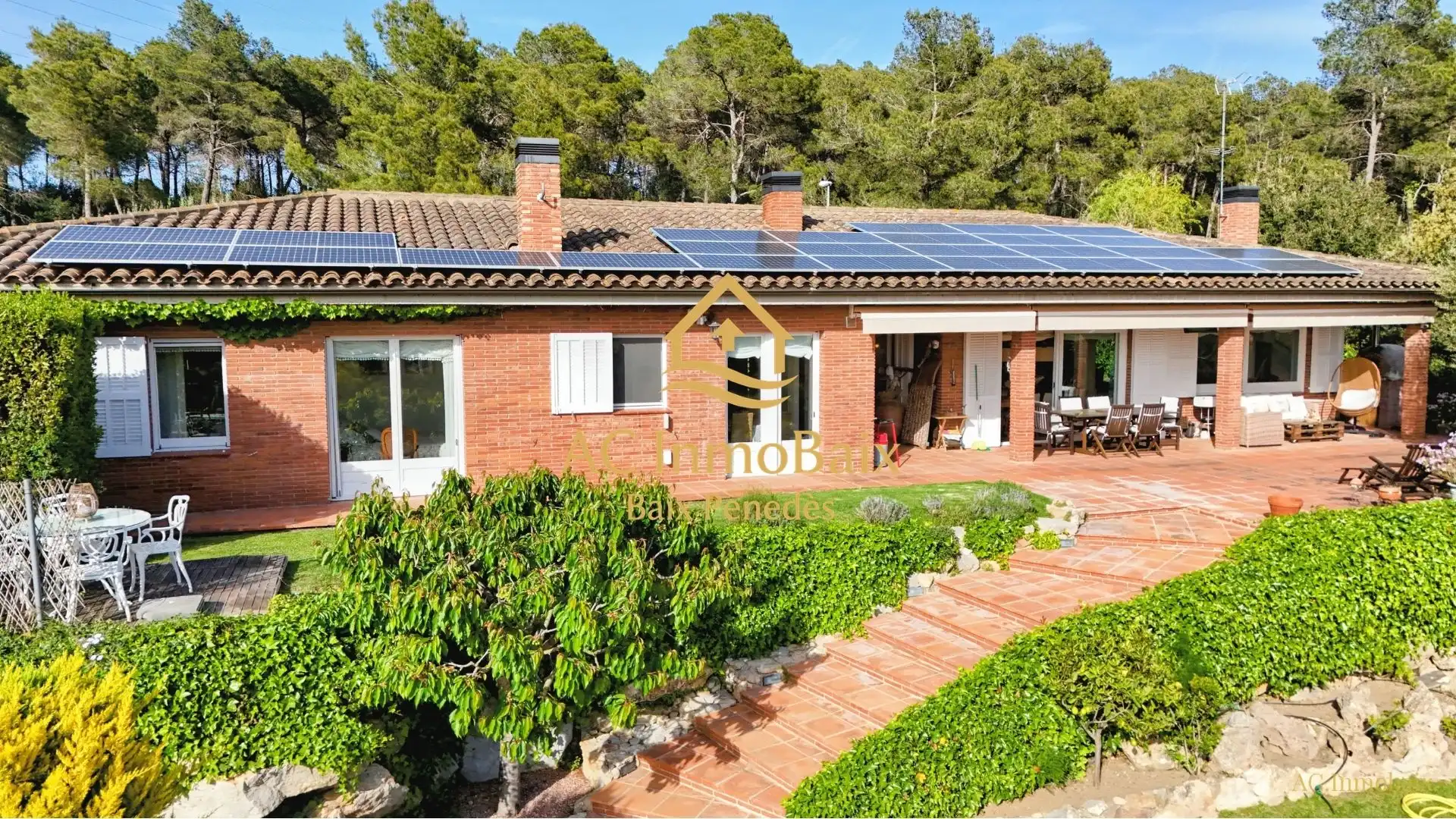 Jardí de Casa o xalet en venda en Begues amb Aire condicionat, Calefacció i Jardí privat