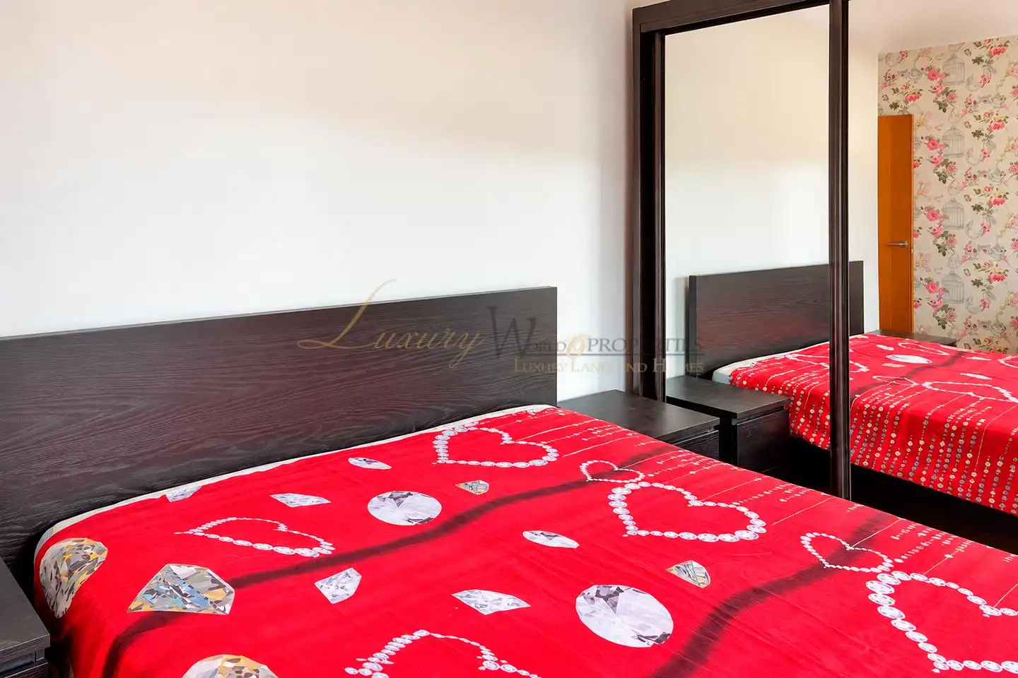 Casa con piscina en venta en Calle Beirut, imagen 17