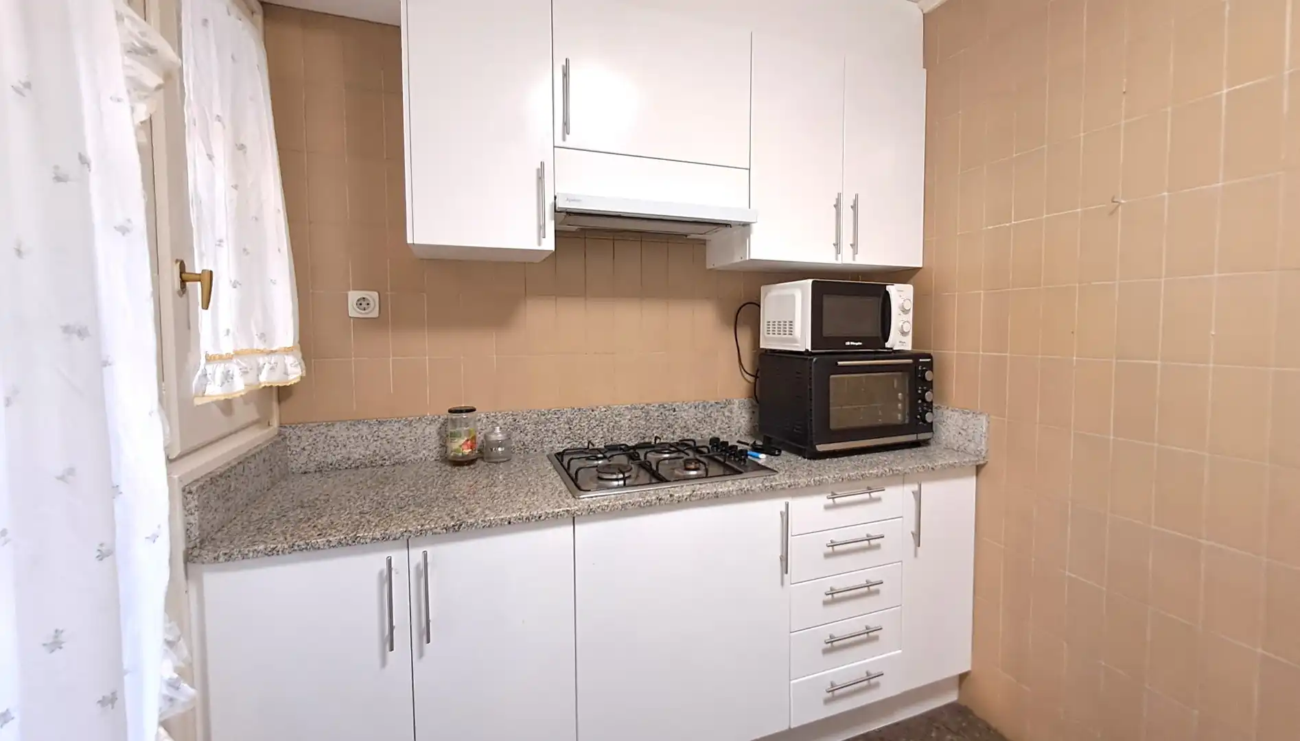 Wohnung zur Miete in Carrer Fra Antoni Cardona i Grau, Nou Eixample Nord