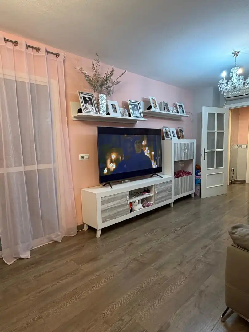 Sala de estar de Piso en venta en Mijas con Aire acondicionado, Terraza y Amueblado