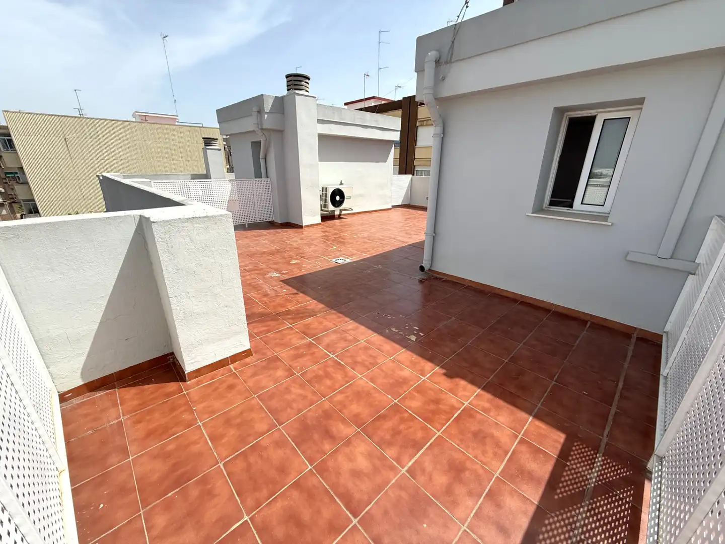 Terraza de Casa adosada en venta en Torrent con Terraza, Trastero y Piscina comunitaria