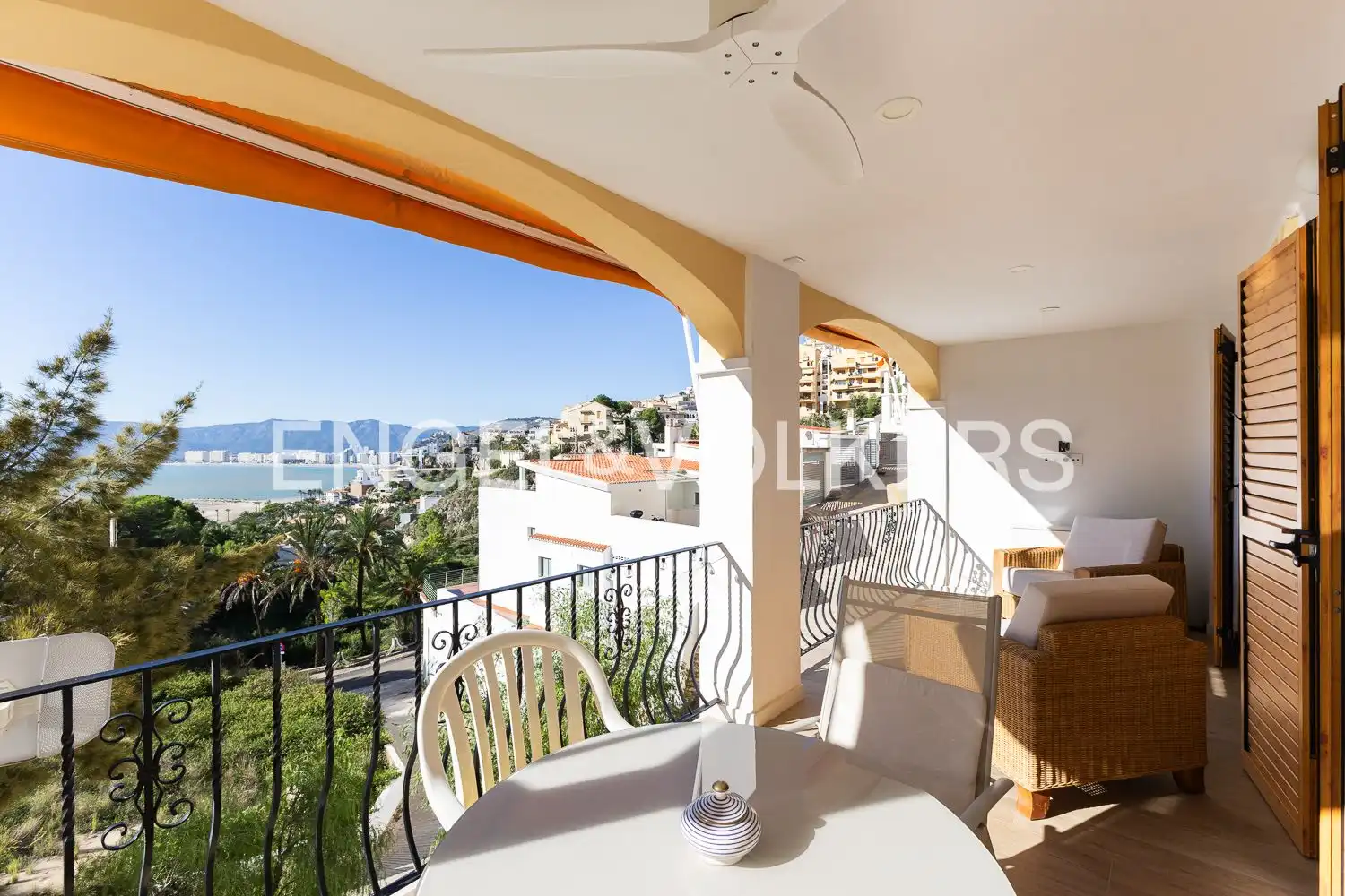 Vista exterior de Dúplex en venta en El Faro