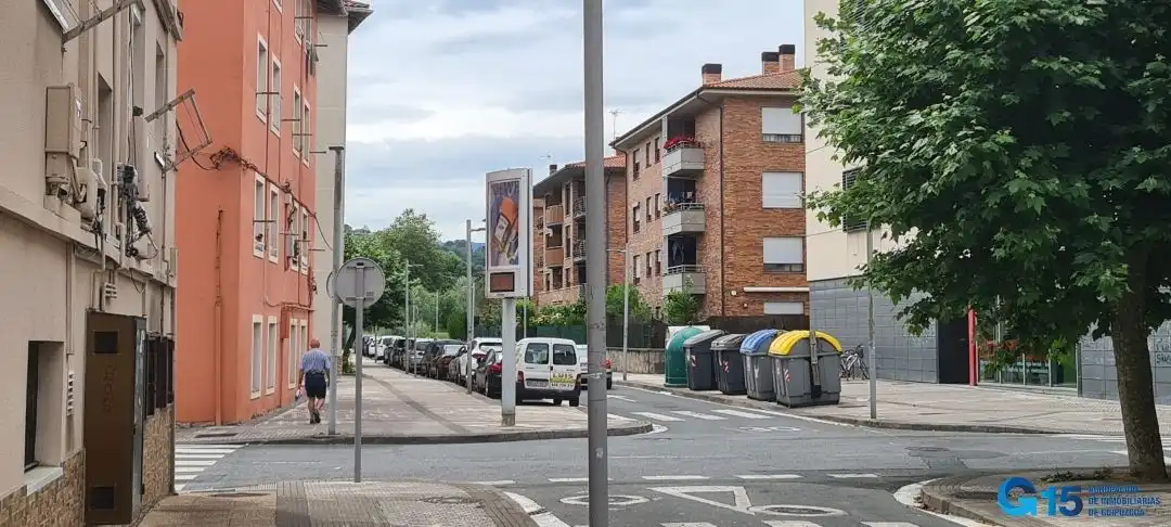 Aparcament de Pis en venda en Donostia - San Sebastián  amb Calefacció