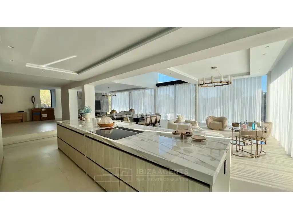 Cocina de Casa o chalet en venta en Santa Eulària des Riu con Calefacción, Amueblado y Balcón