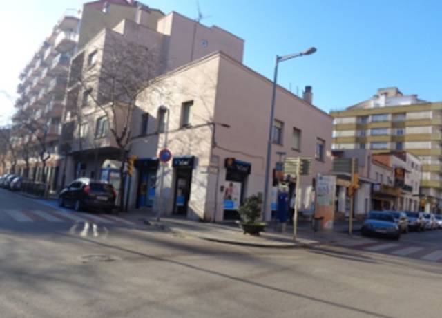 Local comercial en Alquiler en C/ Mayor de Salt  en Centre