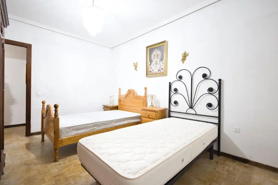 Bedroom of Flat for sale in Segovia  with Heating and Terrace