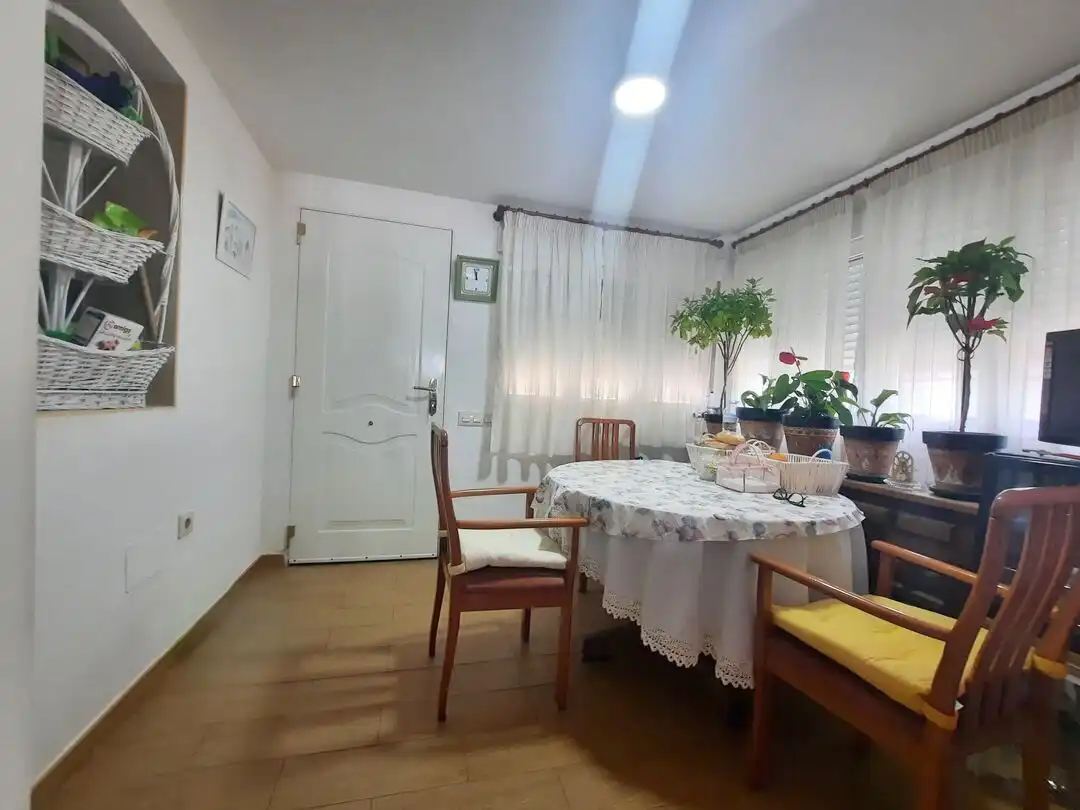 Esszimmer von Haus oder Chalet zum Verkauf in Escalona mit Klimaanlage, Heizung und Abstellraum