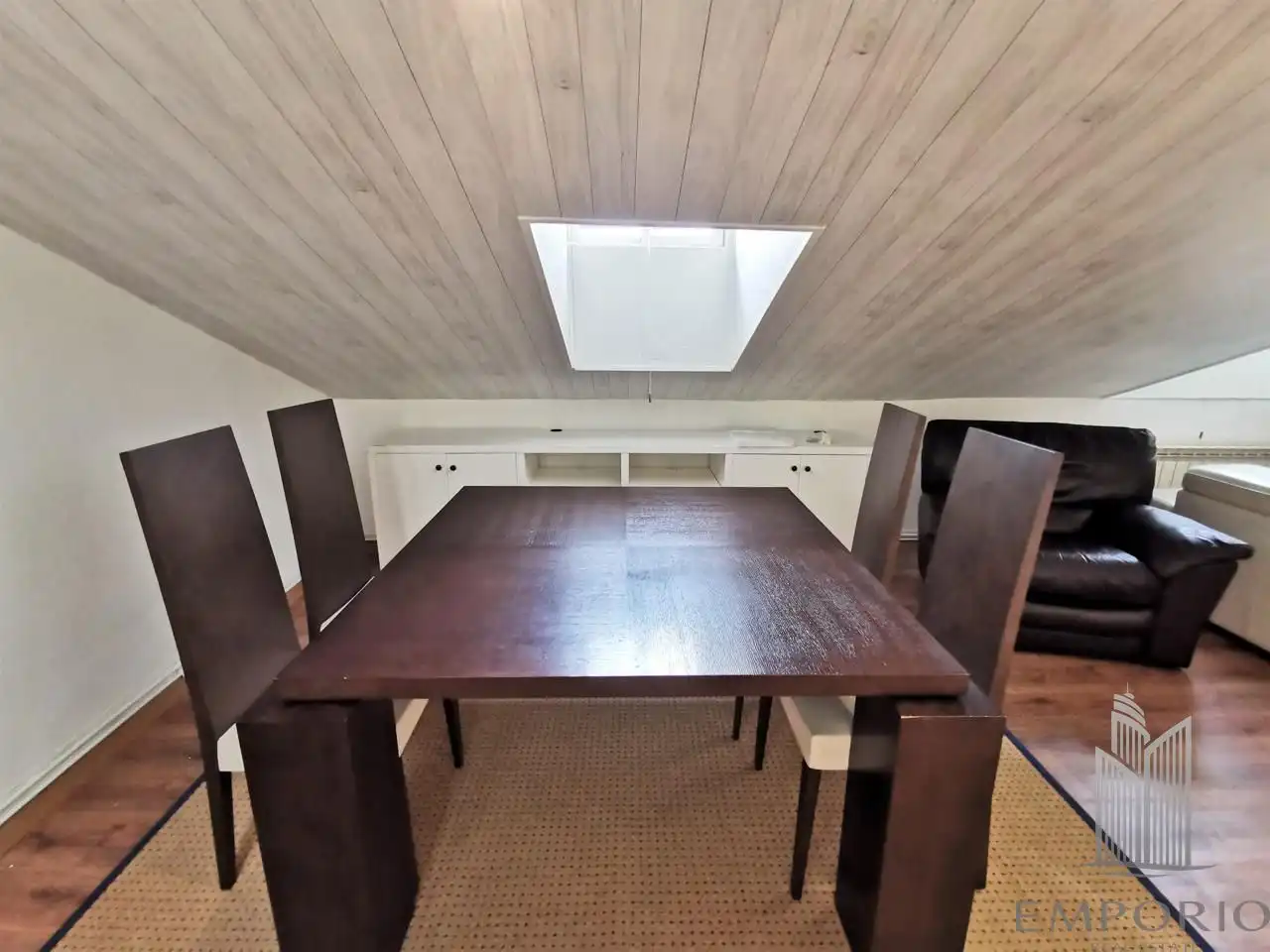 Flat for rent in Del Espejo, Palacio