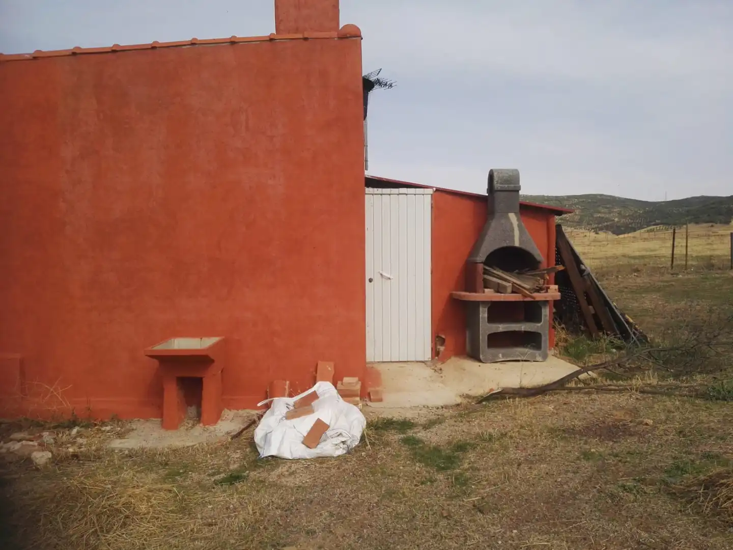 Vista exterior de Finca rústica en venta en Hinojosas de Calatrava con Trastero