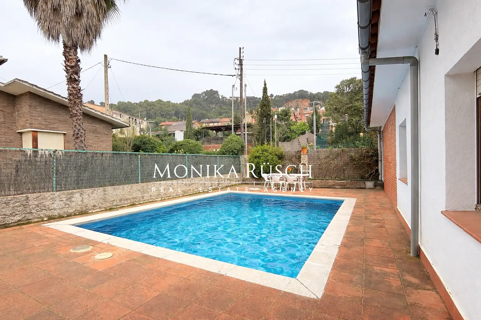 House with pool for sale in La Palma de Cervelló