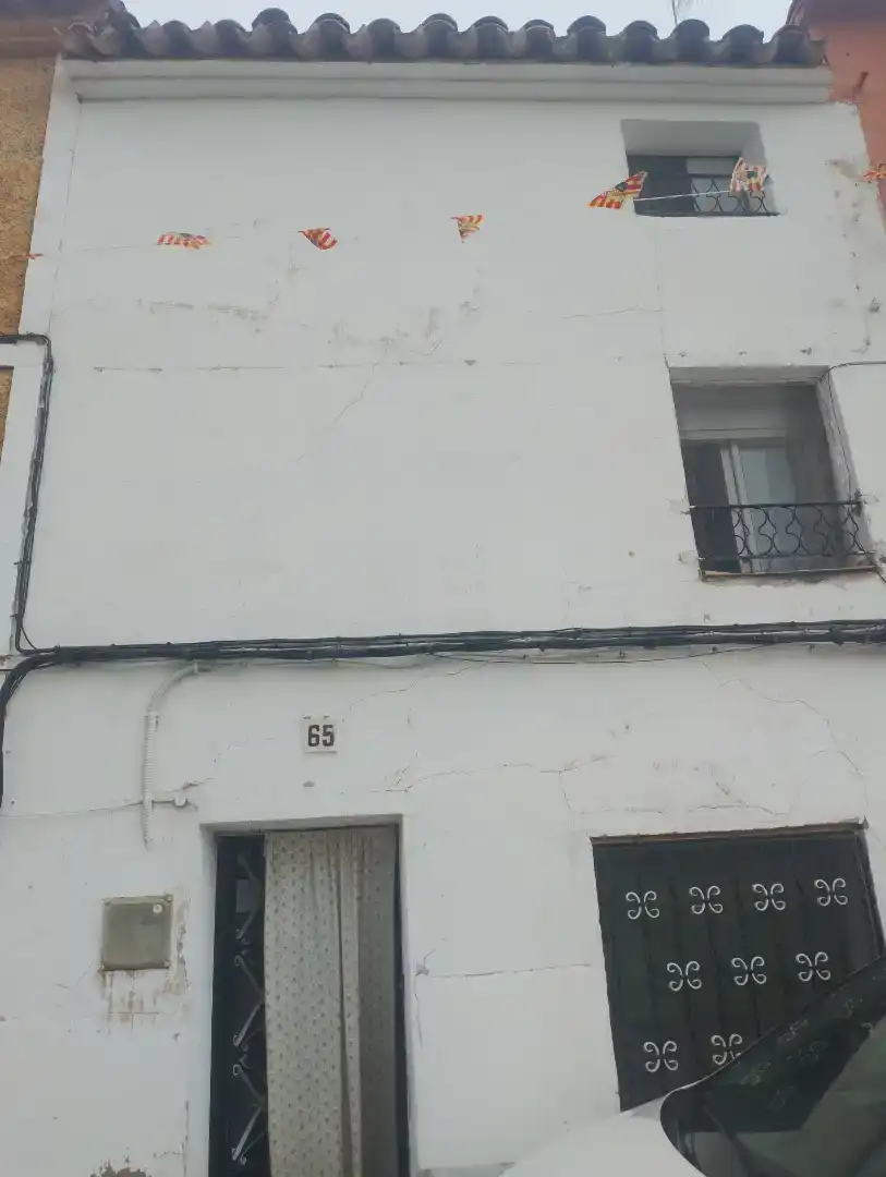 Vista exterior de Casa adosada en venda en Híjar
