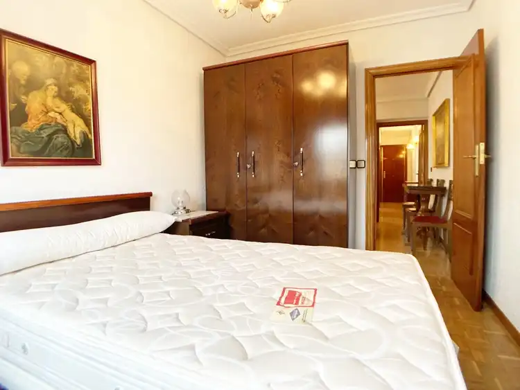 Piso con ascensor en venta en Calle de Valdecanillas, imagen 12