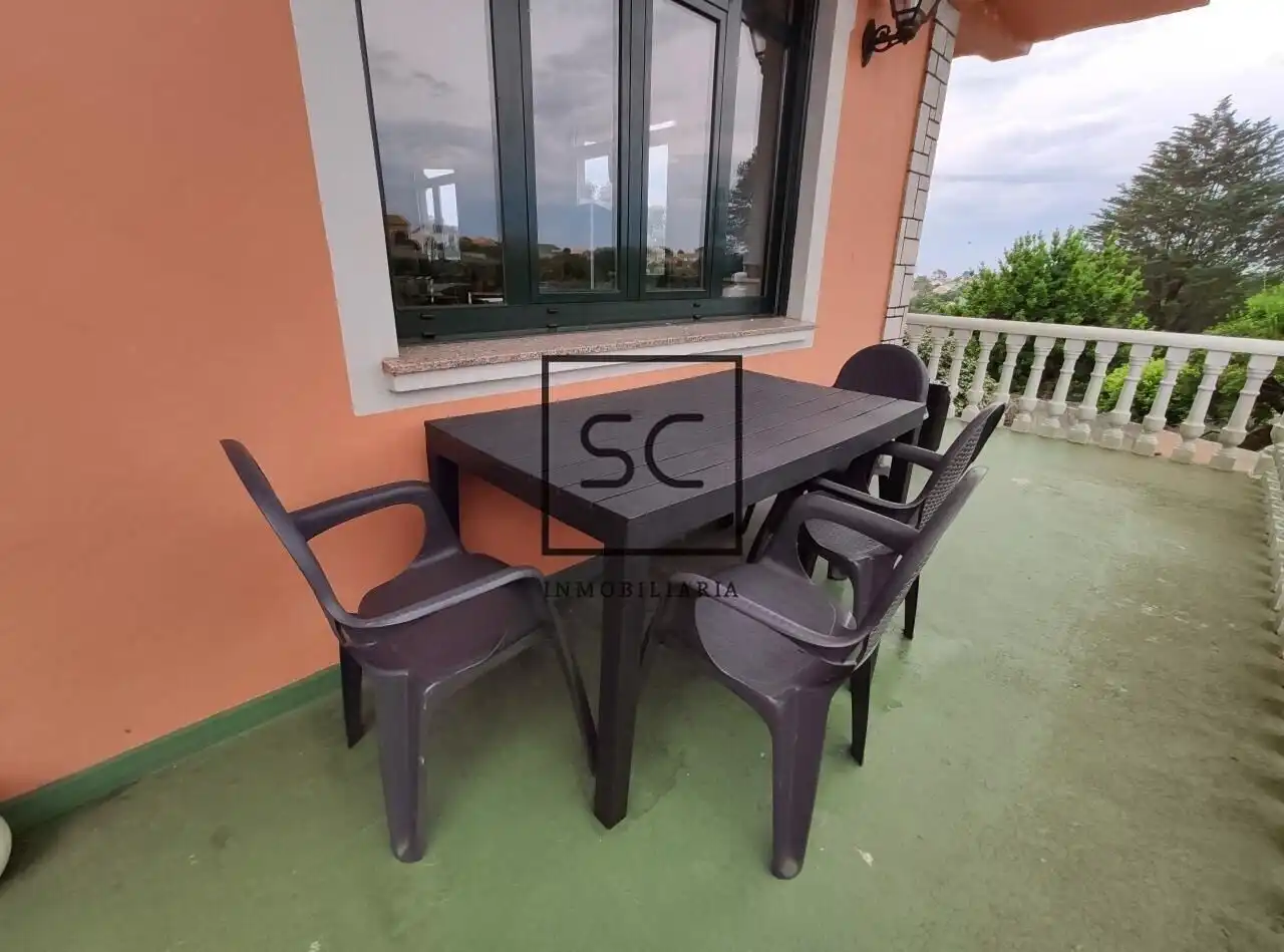 Terrassa de Casa o xalet en venda en Valdoviño amb Jardí privat, Terrassa i Traster