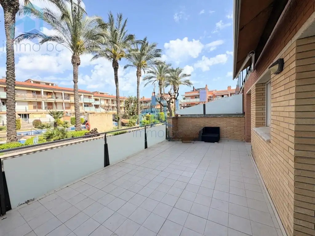 Terrace of Ground floor for sale in Cambrils
