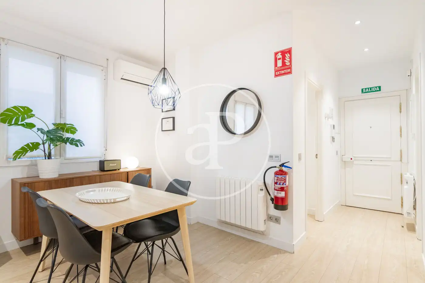 Flat for rent in C. del Príncipe, Cortes - Huertas