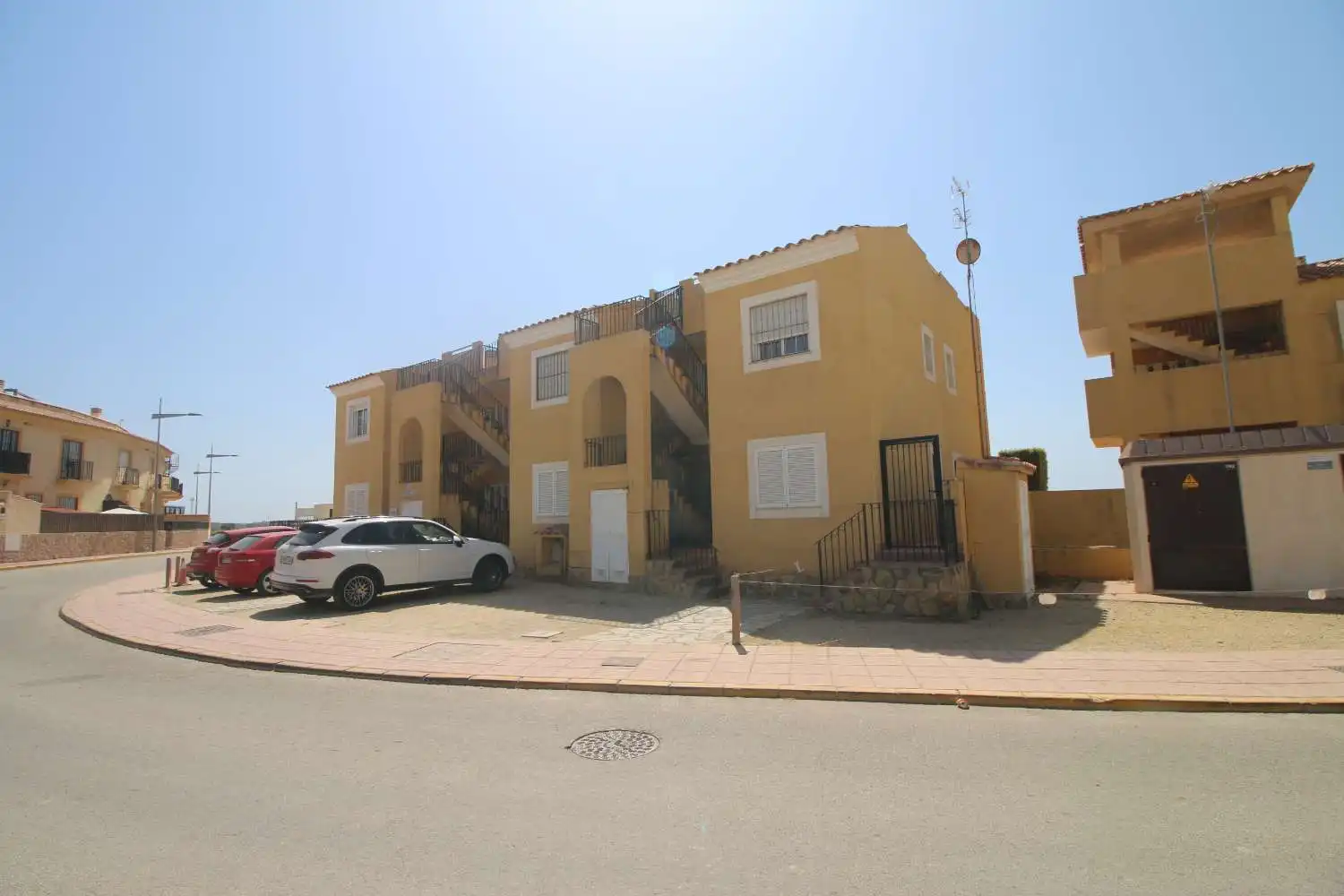 Vista exterior de Apartament en venda en Cuevas del Almanzora amb Aire condicionat, Calefacció i Piscina