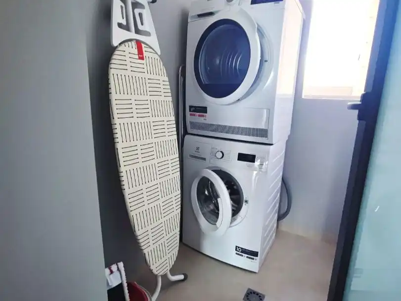 Apartament amb piscina de lloguer a Av. Republica Argentina 17, imagen 5