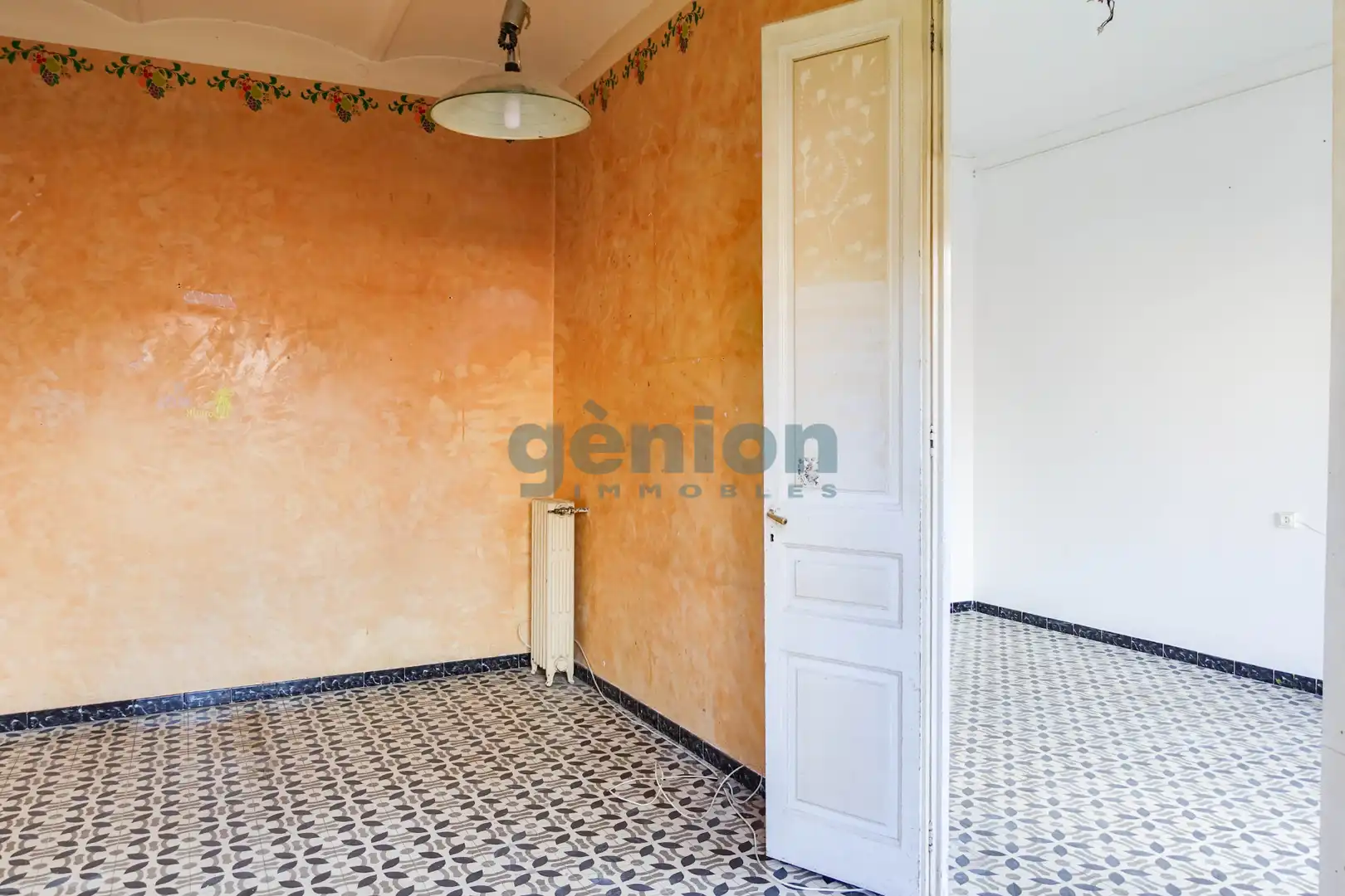 Habitación de Piso en venta en Girona con Calefacción, Terraza y Balcón