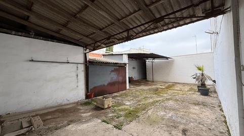 Foto 4 de Residencial en venta en Calle Amancio Renes, 85, Centro - Doña Mercedes, Sevilla