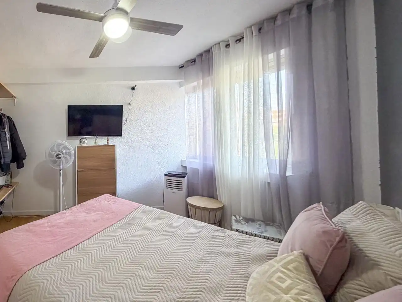 Habitación de Piso en venta en Madrid con Calefacción y Terraza