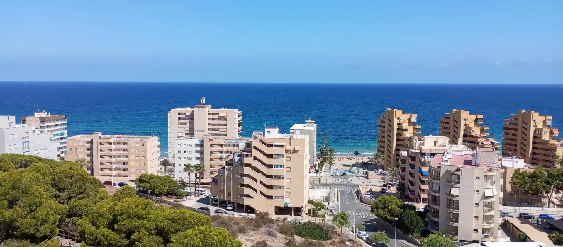 Außenansicht von Dachboden zur Miete in Elche / Elx mit Terrasse