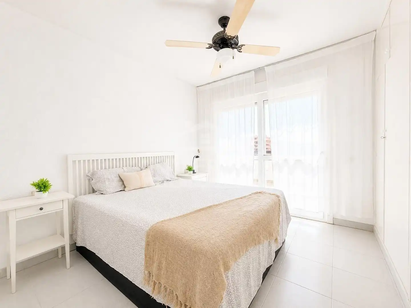Habitación de Piso en venta en El Ejido con Amueblado
