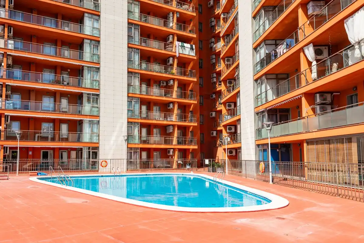 Piscina de Estudi en venda en Oropesa del Mar / Orpesa amb Aire condicionat, Calefacció i Terrassa