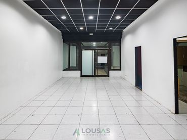 Local comercial en venda a A Milagrosa