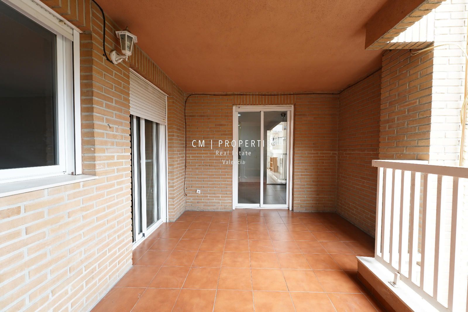 Piso de alquiler en  Valencia Capital con Aire acondicionado y Balcón