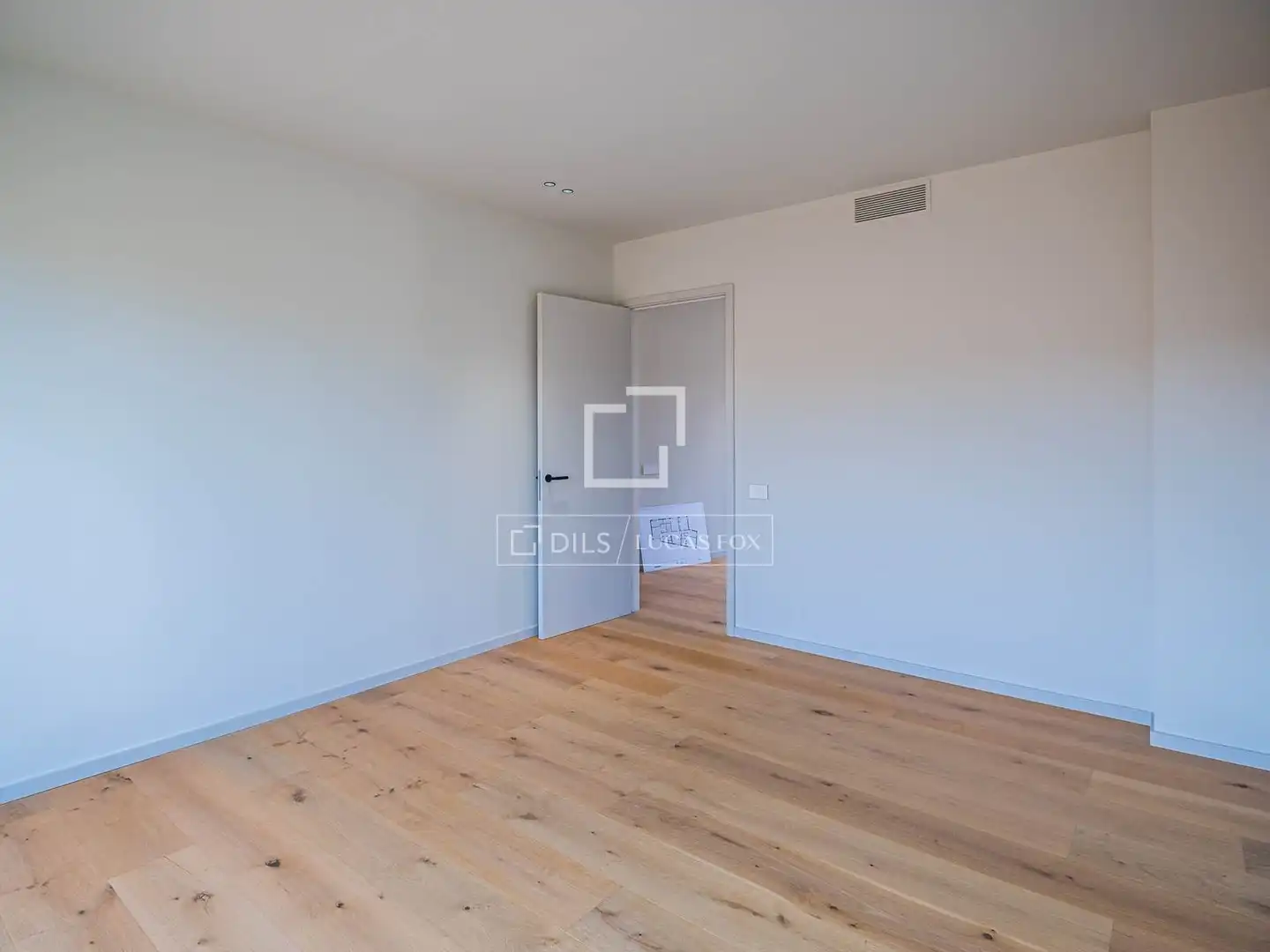 Dormitori de Casa o xalet en venda en Sant Cugat del Vallès amb Aire condicionat, Calefacció i Jardí privat