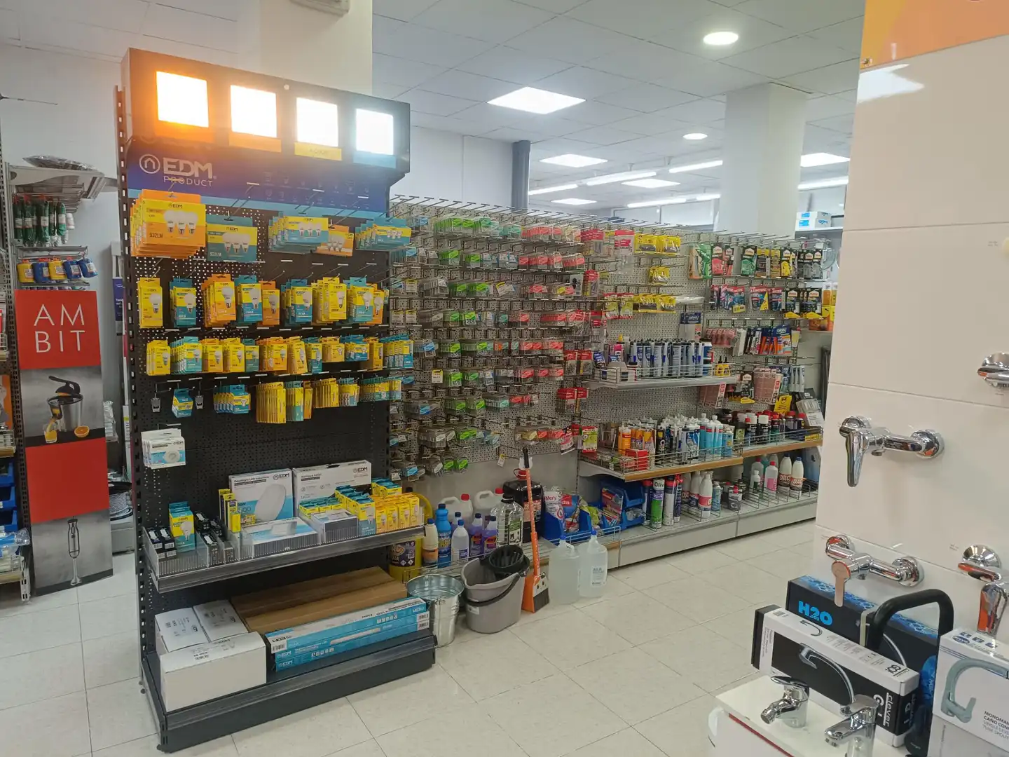 Locale commerciale in cessione a Martorell