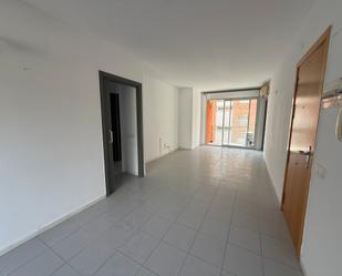 Wohnung miete in Tiana mit Klimaanlage und Heizung