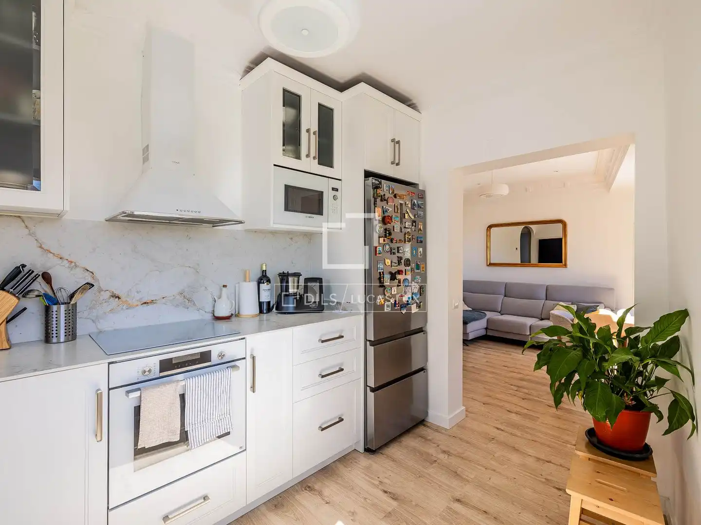 Küche von Wohnung zum Verkauf in Madrid mit Klimaanlage und Heizung