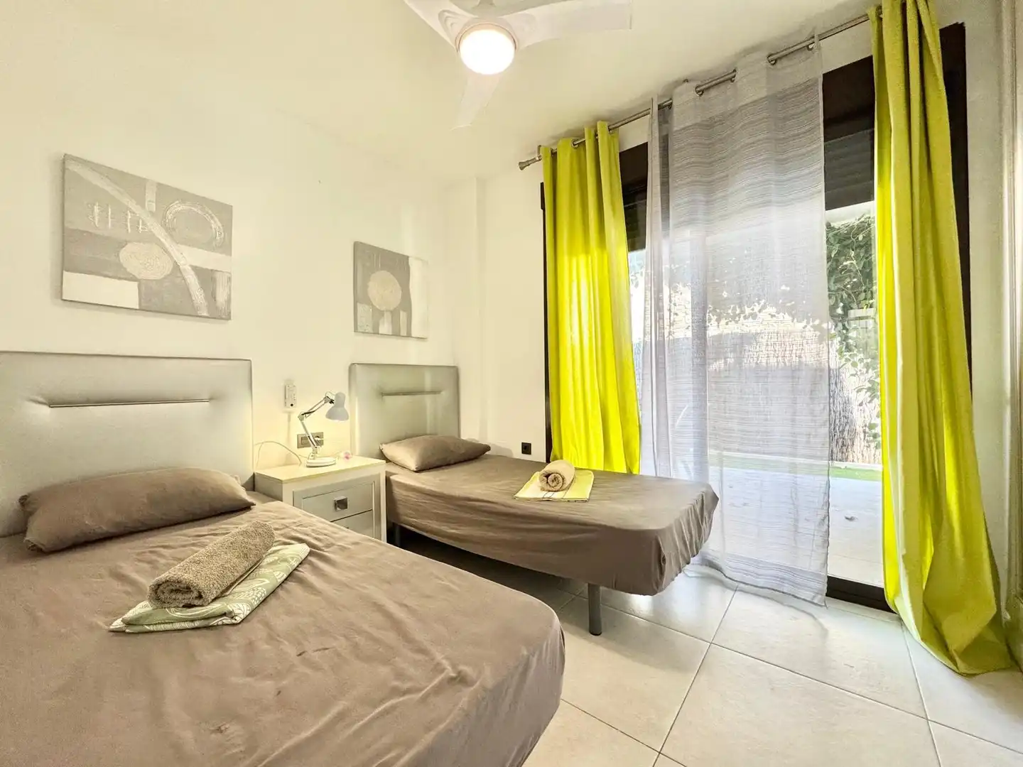 Habitación de Casa o chalet de alquiler en Orihuela con Aire acondicionado, Calefacción y Jardín privado