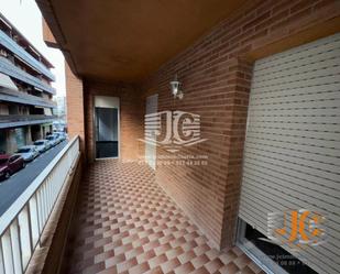 Vista exterior de Pis en venda en Tortosa amb Terrassa