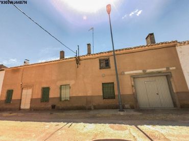 Casa rústica en venda a Calle San Fernando 26