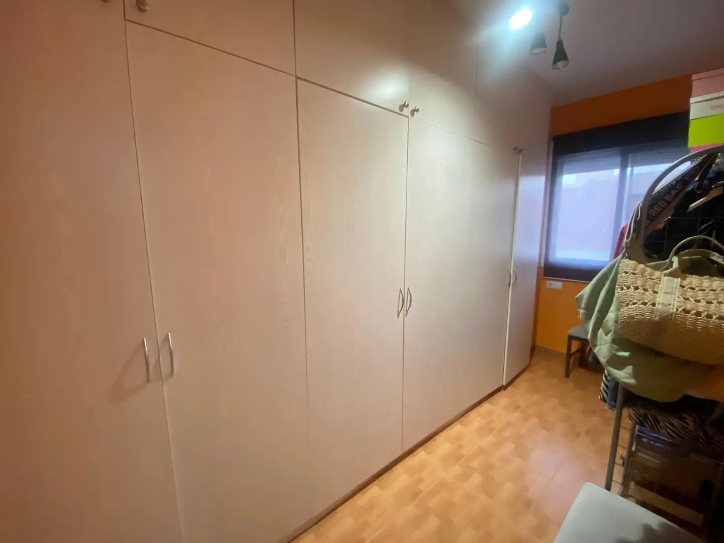 Habitación de Casa adosada en venta en Alameda con Aire acondicionado, Calefacción y Amueblado