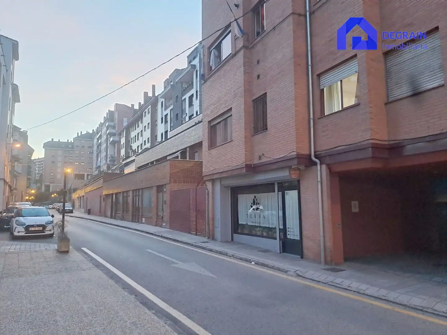 Vista exterior de Garaje en venta en Oviedo 