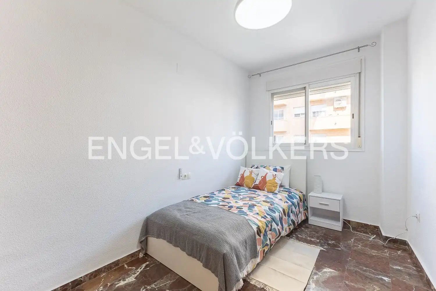 Bedroom of Flat for rent in Valencia  with Air Conditioner, Heating and Furnished